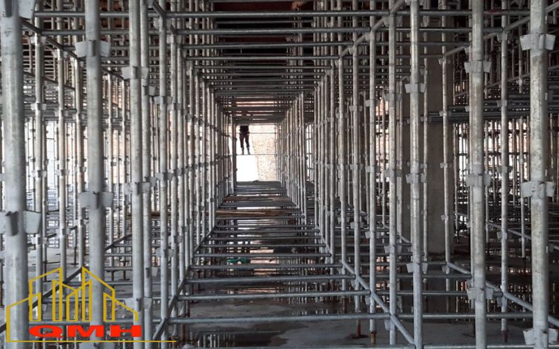 Cây chống giáo nêm chịu lực chính trong hệ giáo nêm