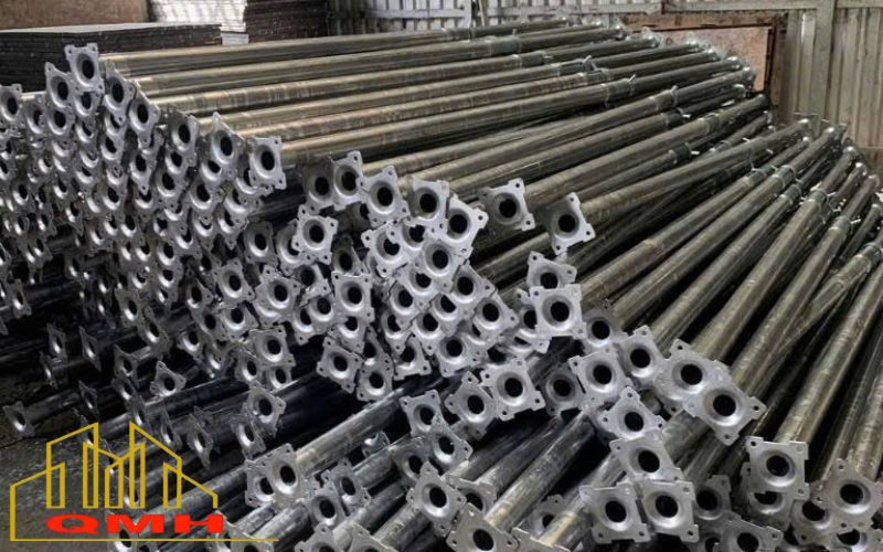 Cây chống tăng Quang Minh Hưng
