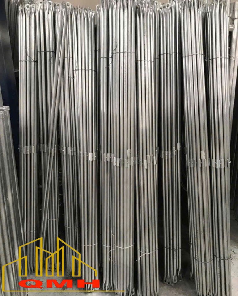 Giằng chéo giàn giáo 1.71 m Quang Minh Hưng