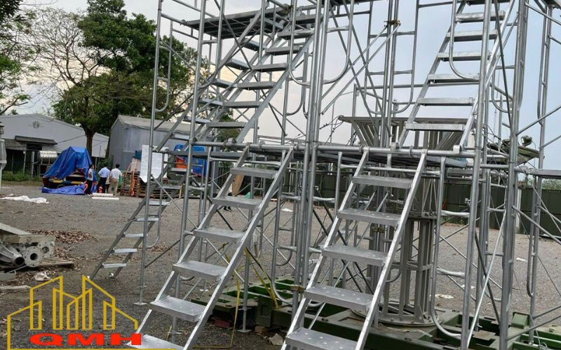 Giá thang giàn giáo 2025