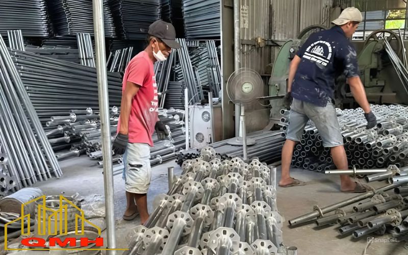 Giàn giáo đĩa và giàn giáo truyền thống tại QMH