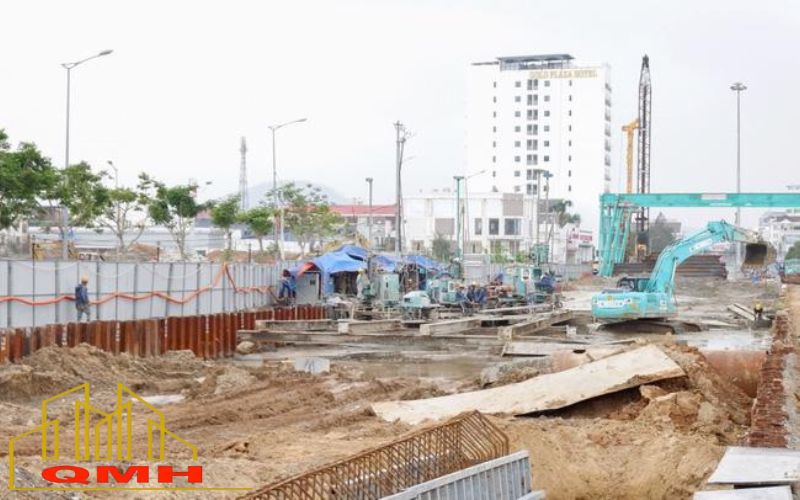 Khảo sát mặt bằng để chọn thiết bị xây dựng