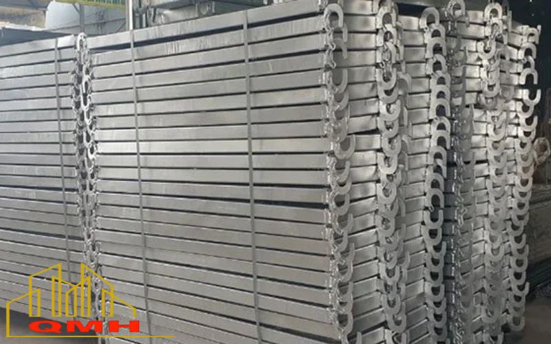 Cáu tạo móc mâm giàn giáo