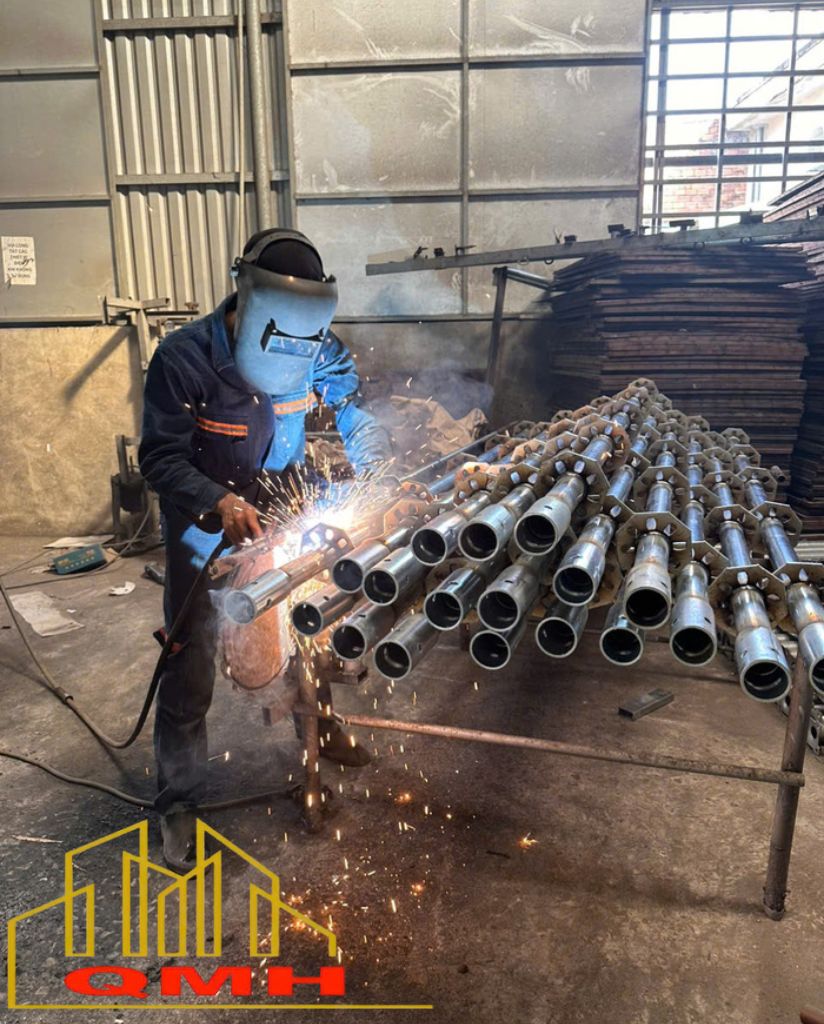 Quy trình sản xuất giàn giáo đĩa Quang Minh Hưng