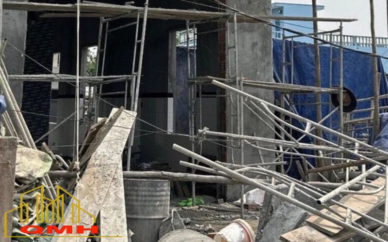 Rủi ro sập giàn giáo khi tháo dỡ sai cách