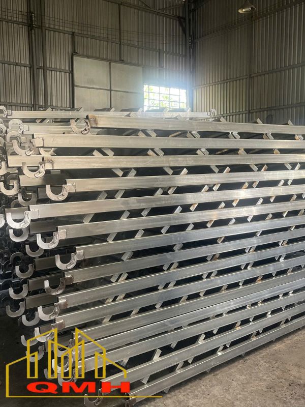 Thang giàn giáo xây dựng đạt chuẩn Quang Minh Hưng