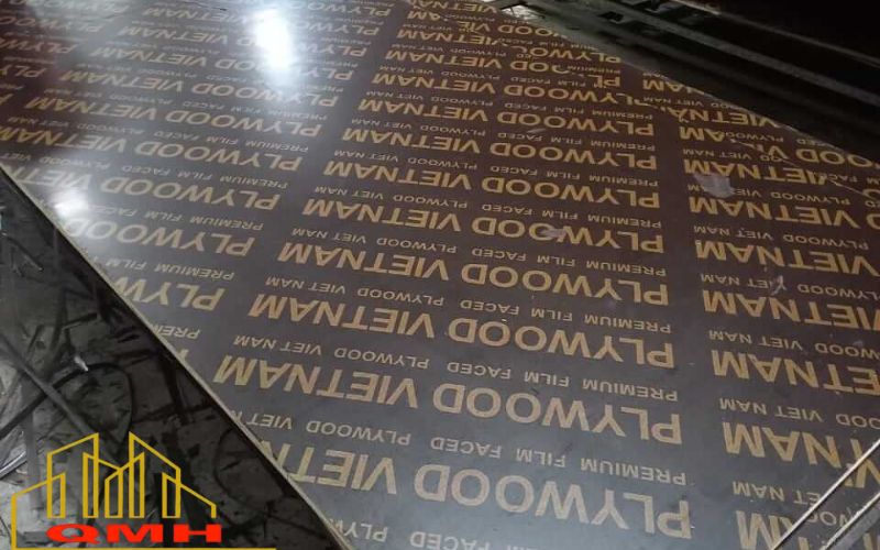 Bảo quản ván ép coppha phủ phim trong kho